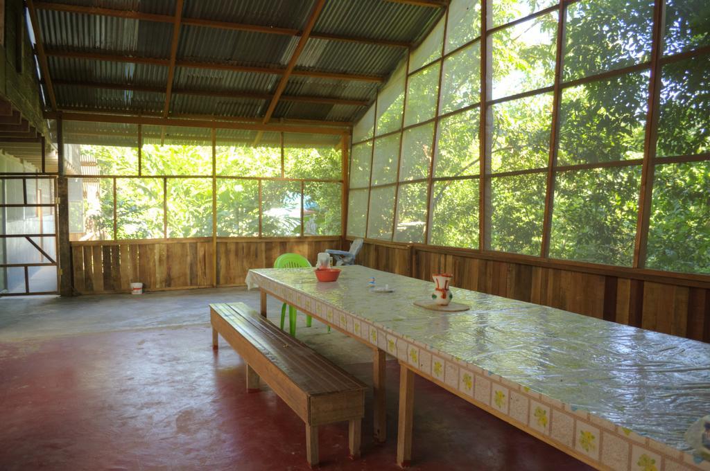 Isuyama Hostel Puerto Maldonado Exteriör bild